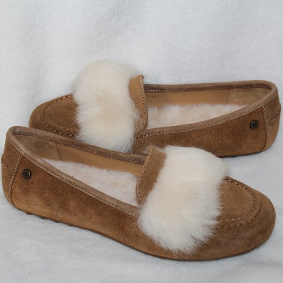 UGG WOMENS LOAFER MOCASSIN SLIPPERS SUEDE - Picture 1 of 7